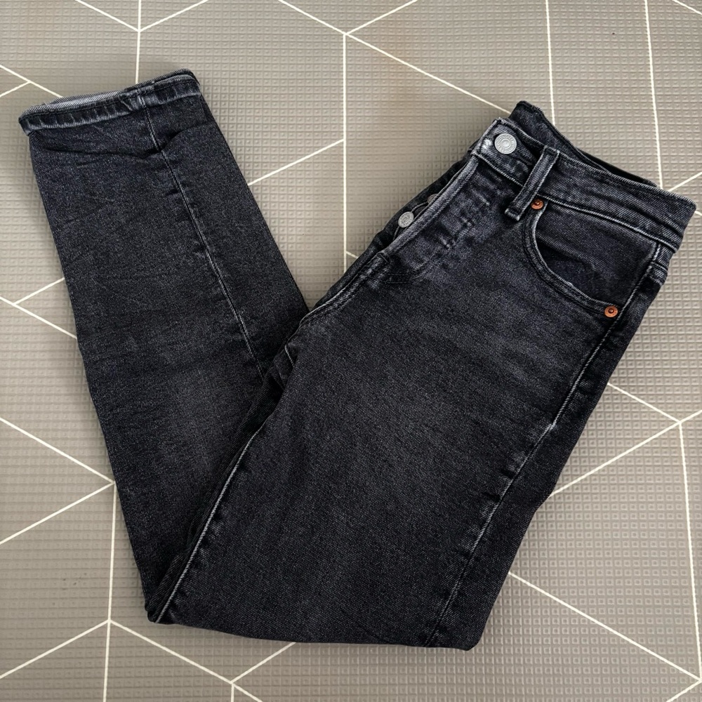 Women’s Wedgie Levi’s Mom Black Jeans